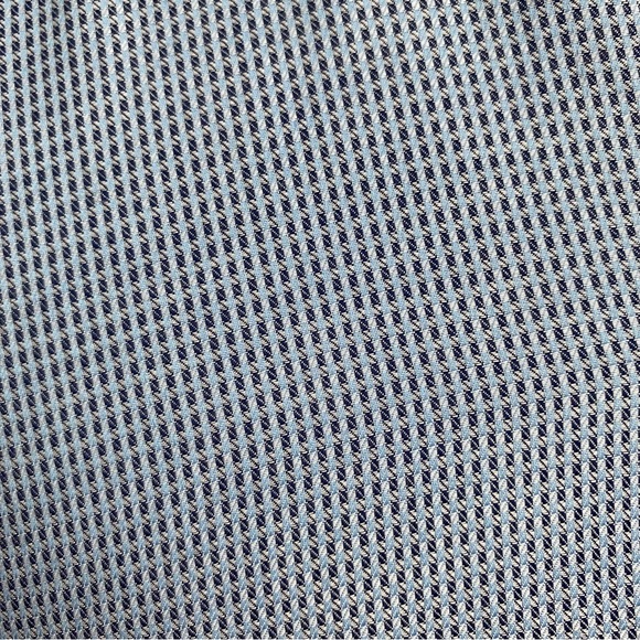 Hugo Boss Geometric Checkered Cutaway Collar Button Up Shirt - Picture 6 of 12